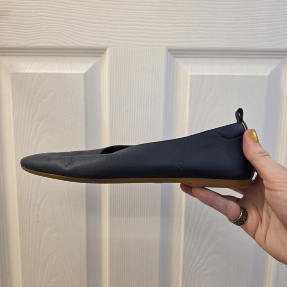 Everlane Navy Blue Leather Minimalist Contemporary The Day Glove Flats Size 8 - Picture 6 of 9